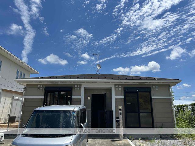 滋賀県蒲生郡竜王町大字薬師の戸建賃貸