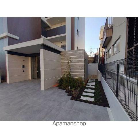 リアレクト白壁