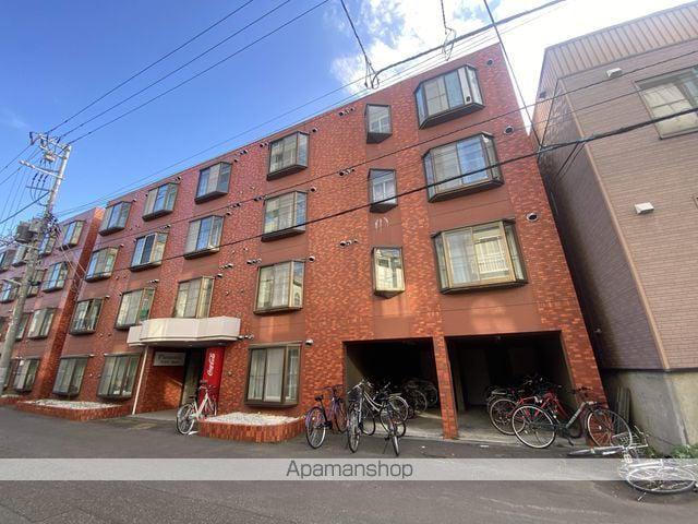プレサント北8条 A棟