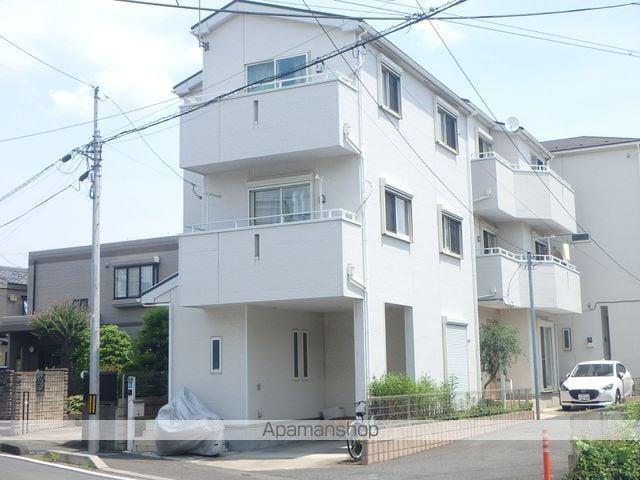 埼玉県さいたま市大宮区 3階建 築9年