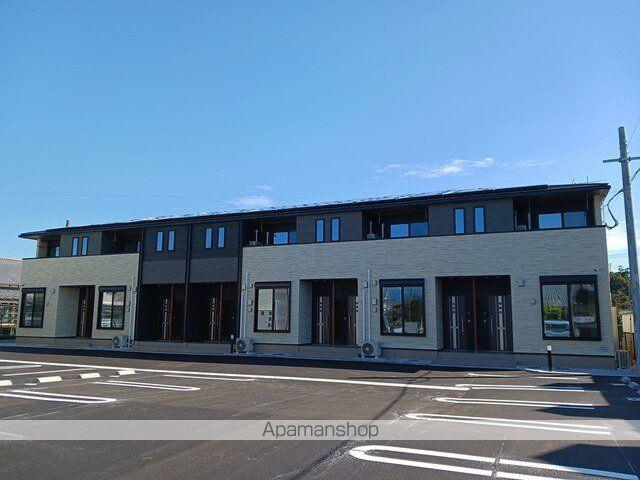 グランブルー西都 B