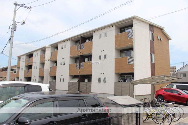 パインツリー A棟