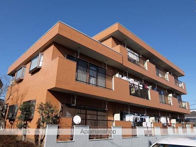 グランドイースト