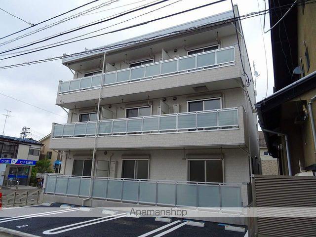 リオレ南小泉