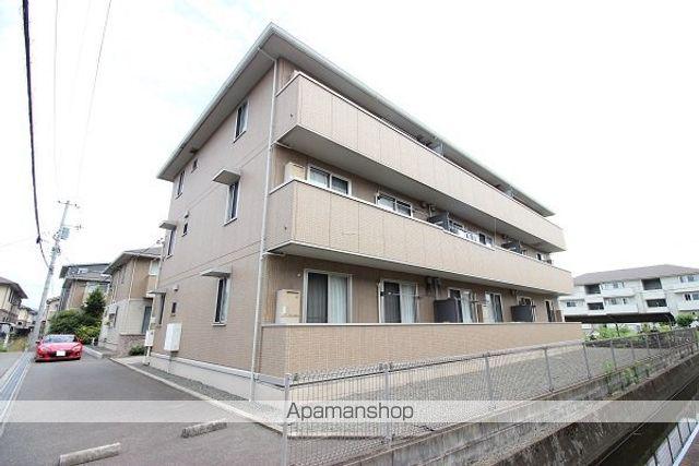 ルミエール手城C