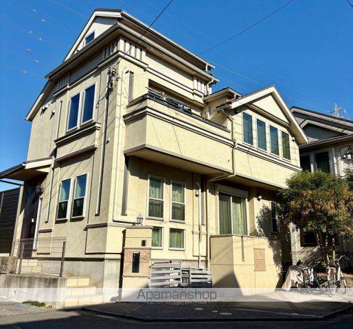 神奈川県横浜市神奈川区神大寺4丁目の戸建賃貸