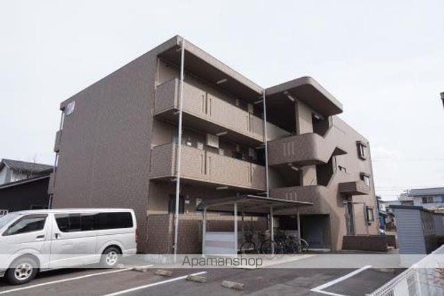 ボンヌ シャンス[3階]