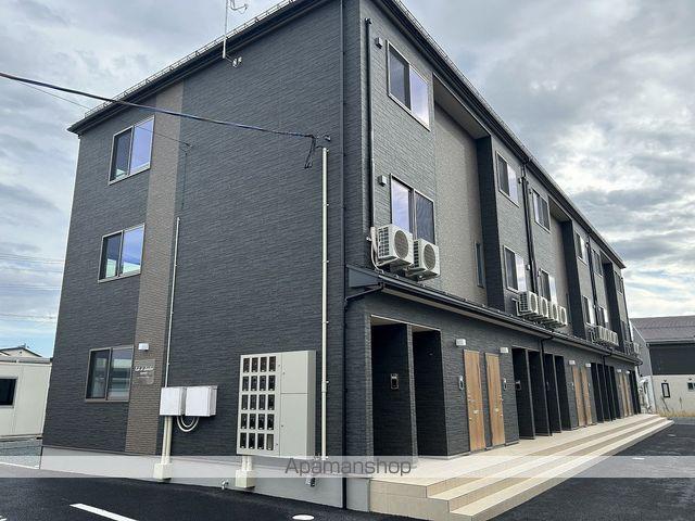 ROBE DE CHAMBRE(1LDK/3階)