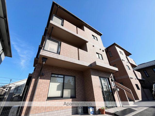 滋賀県大津市雄琴北1丁目の建物