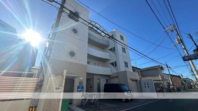 グレイスミウラ