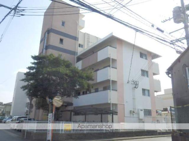 アソシエート前田