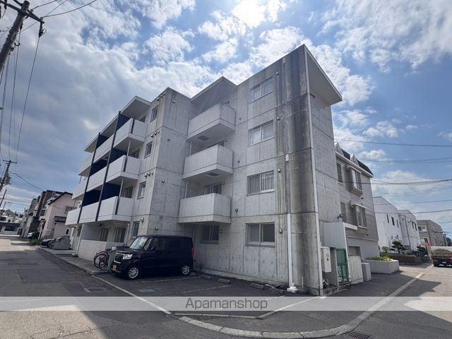 MANYS COURT(2DK/1階)