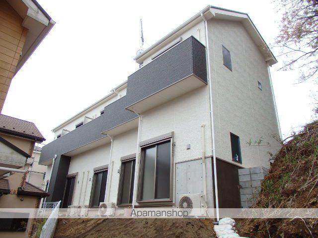 横須賀線 戸塚駅 徒歩12分 2階建 築11年