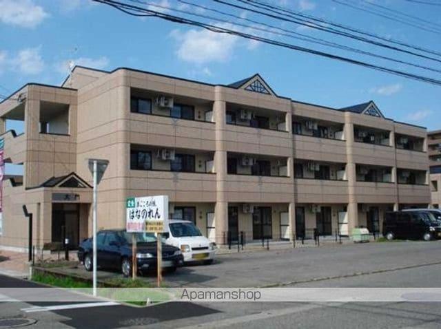 富山地鉄富山市内線 南富山駅前駅 徒歩11分 3階建 築17年
