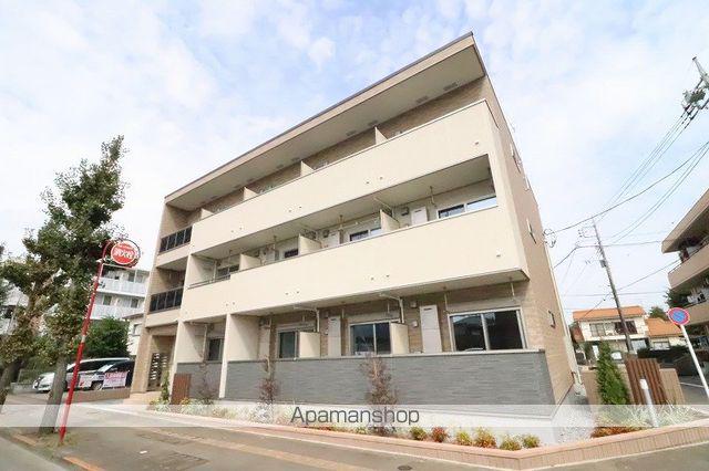 プラム・アズール