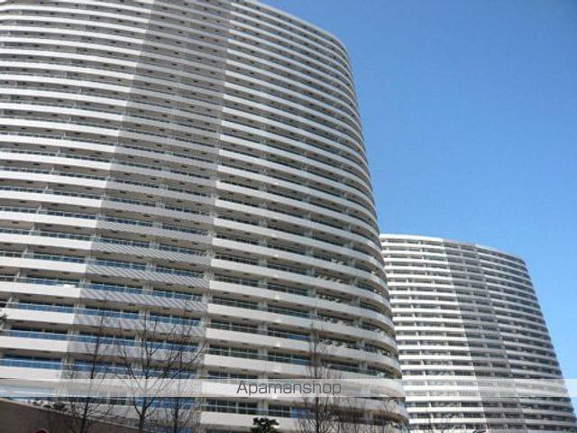 M.M.TOWERS FORESIS L
