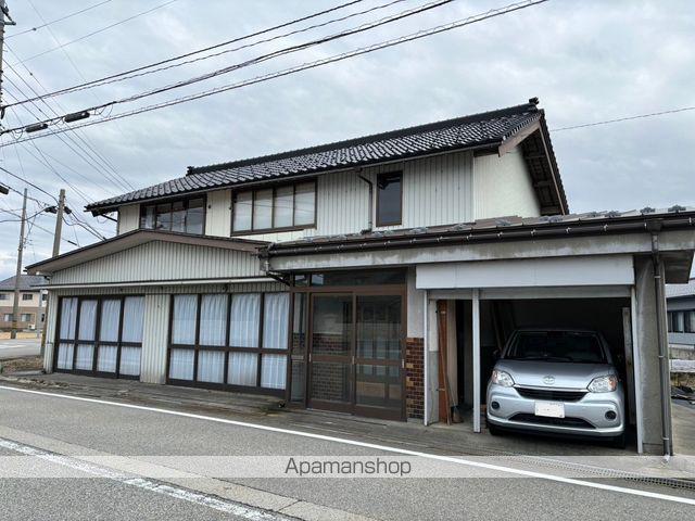 あいの風とやま鉄道 西入善駅 徒歩18分 2階建 築74年