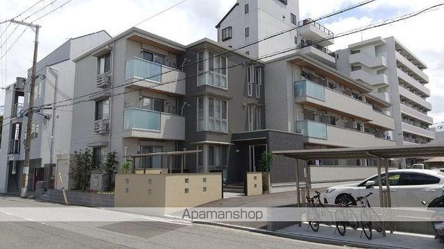 ラ・グリシーヌ