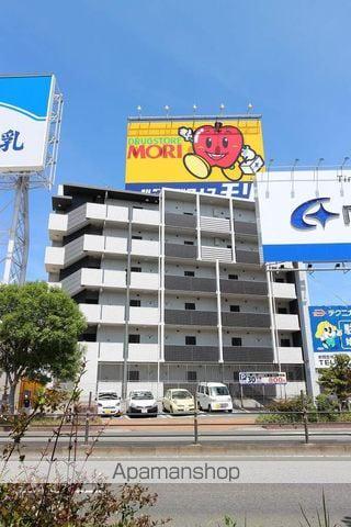 プロニティ空港前