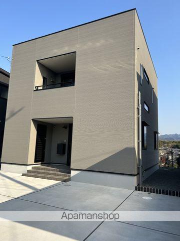 大阪府和泉市 2階建 築4年