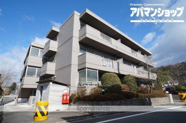 ジュネス東生駒(3LDK/1階)
