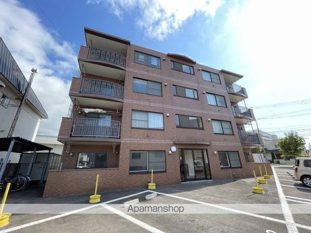 リヴェラルガーデン壱番館