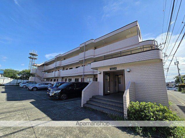 クレセント三ツ木