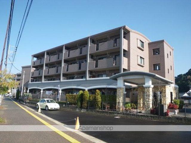 ファミーユ博多の森