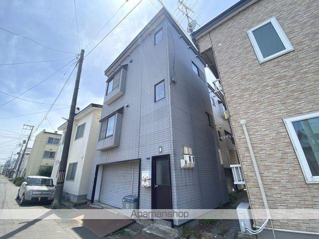 新川町17番一棟二戸