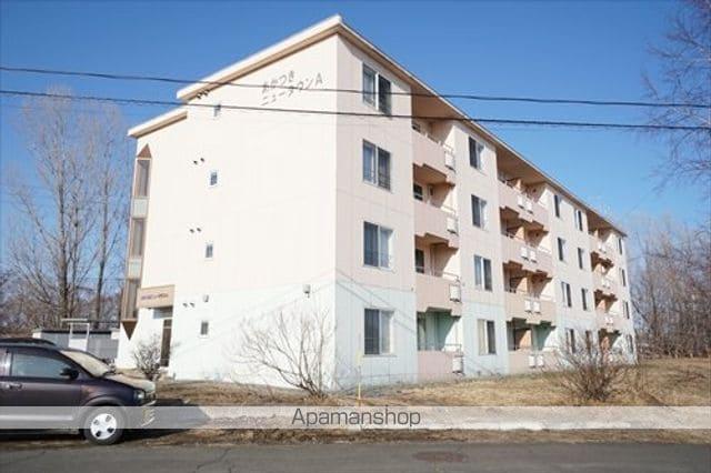 あかつきニュータウンA棟(2LDK/4階)