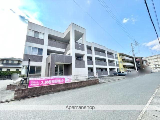 ユニヴァリィ ルミナス