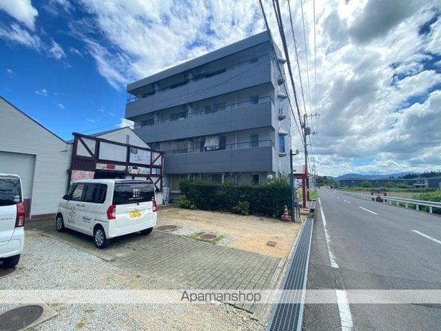 アーベイン三木パートⅡ(1K/1階)