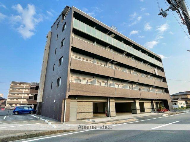 エルミナアクシス