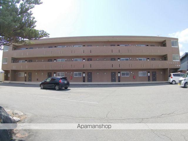 クリム・エイト弐番館