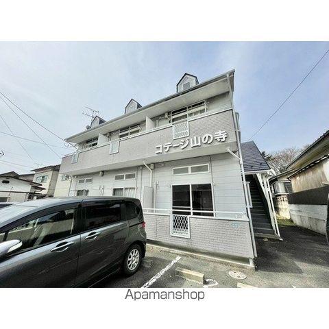コテージ山の寺