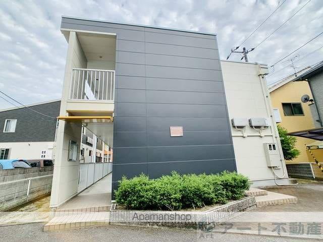 レオパレス医学部前