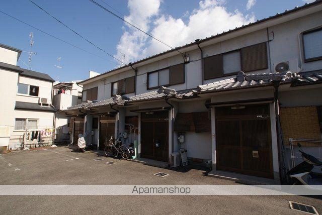 近鉄京都線 伊勢田駅 徒歩7分 2階建 築36年
