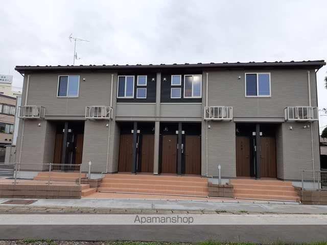 ラ・ファミーユ新津本町