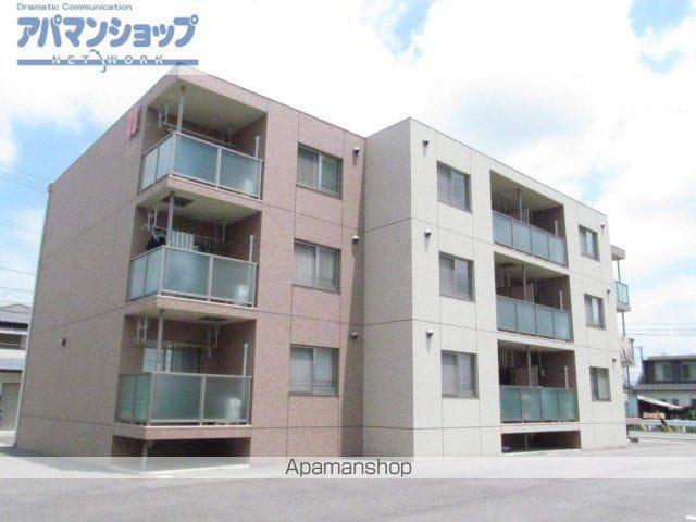 岐阜県本巣郡北方町 3階建 築16年