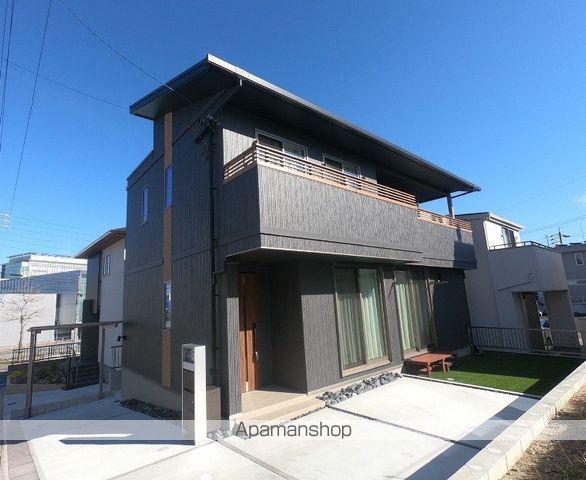 愛知県長久手市  築6年(2LDK)