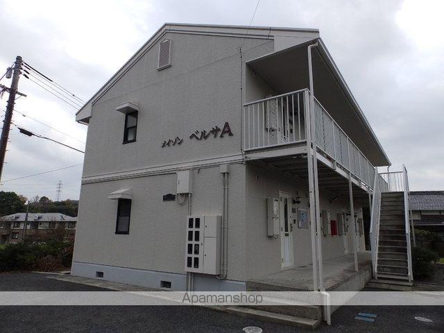 メイゾンベルサA(1DK/2階)