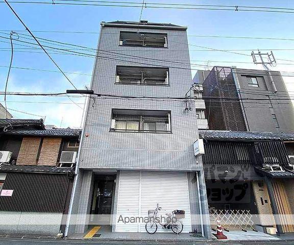 アーモンビル