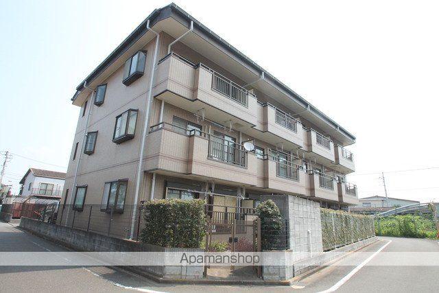 ファミールムカイ