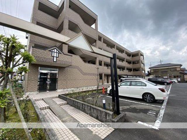 セレブ・パレス(2LDK/2階)