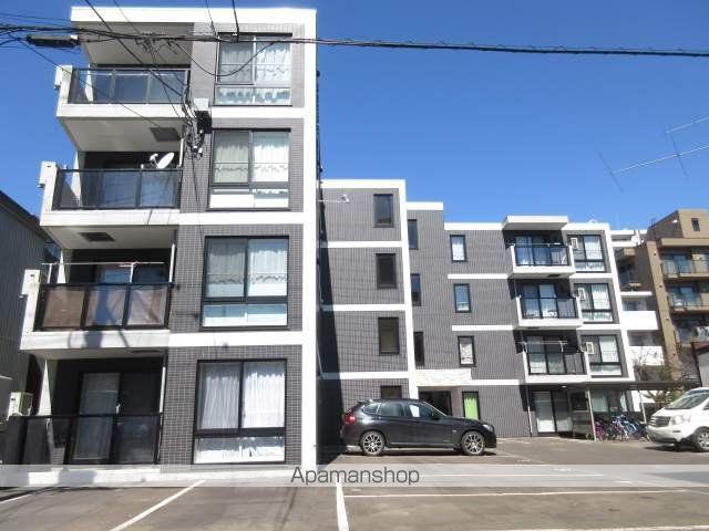 メニーズコート山鼻(2LDK/3階)