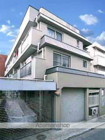 レオパレス新宿A館