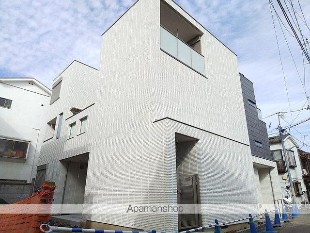 TRES CASAS(2SLDK/3階)
