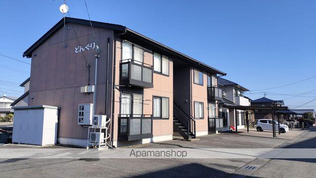 どんぐり(2DK/2階)