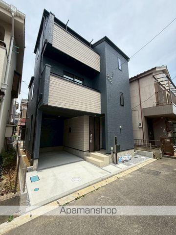 埼玉県三郷市 3階建 築2年