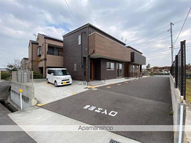 高松琴平電鉄琴平線 岡本駅(高松) 徒歩13分 2階建 築10年
